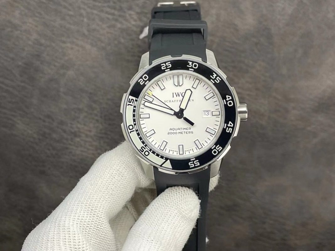 IWC Aquatimer/44mm