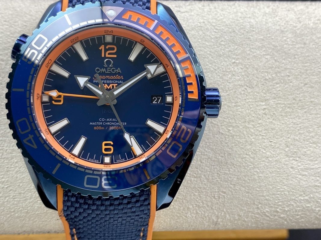 OMEGA Seamaster Planet Ocean 600m 43.5mm