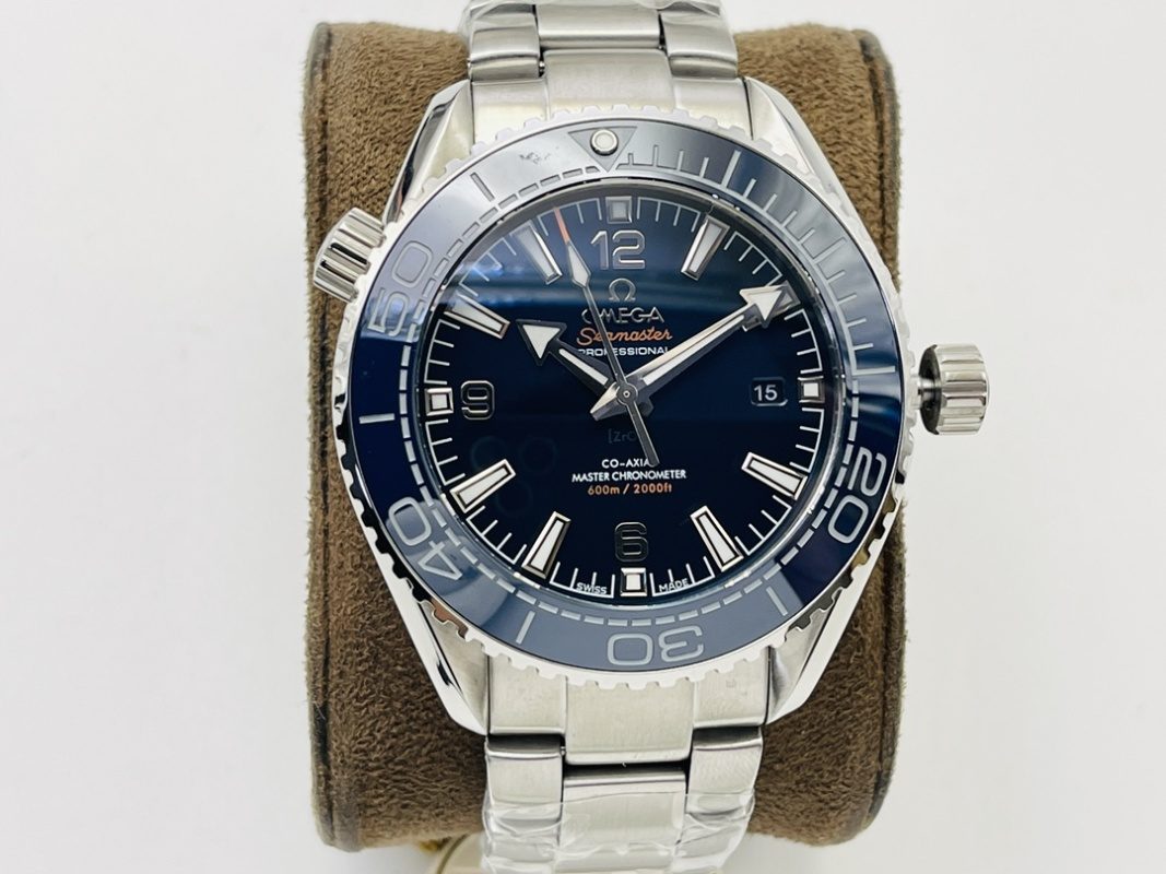 OMEGA Seamaster Planet Ocean 600m 43.5mm