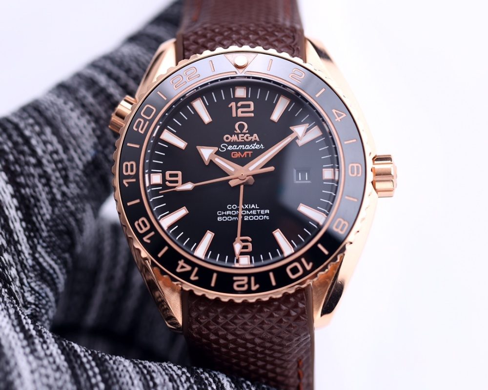 OMEGA Seamaster Planet Ocean 600m 43.5mm
