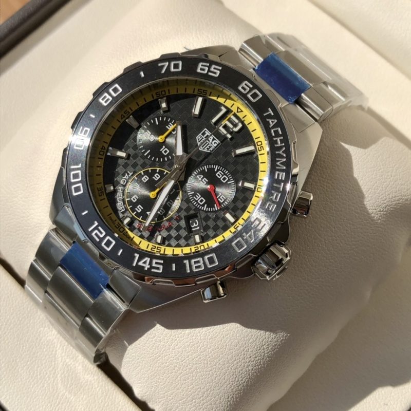 Tag Heuer FORMULA 1 43mm