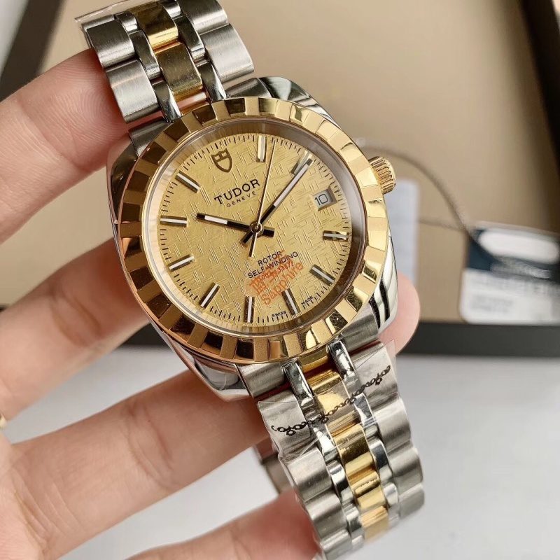 Tudor Royal 41mm