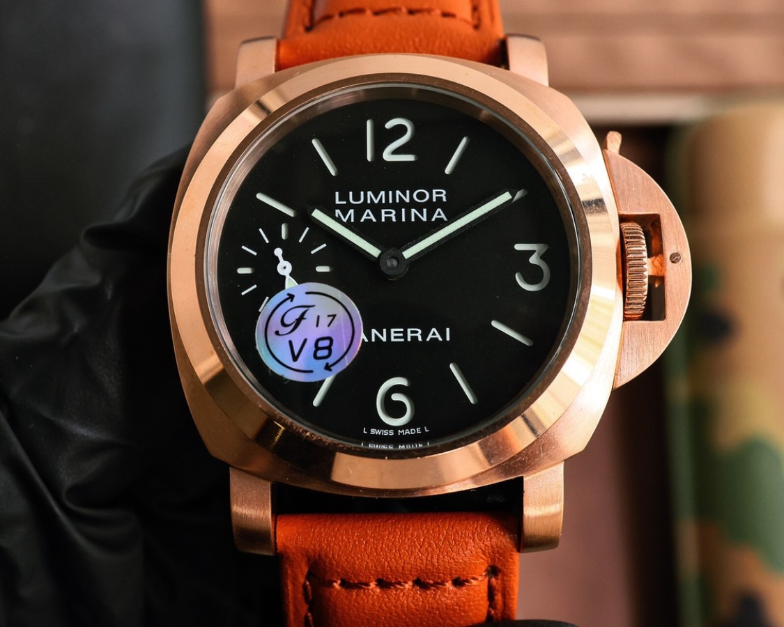 Panerai Luminor 44mm
