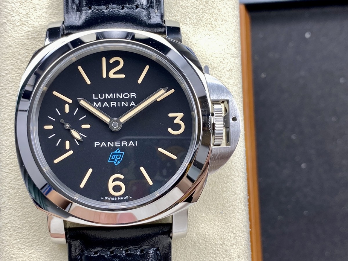Panerai Luminor 44mm